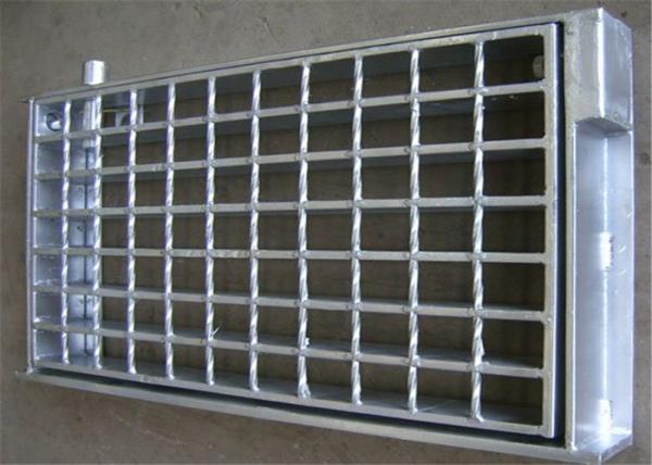 30 × 3 Floor Trough Drain Grates , Sliding Resistant Metal Trench Drain Grates