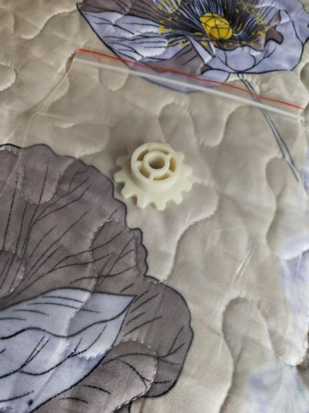 E34B7499821 34B7499821 SPROCKET 12T KEY WAY Frontier 330 340 350 370 355 500