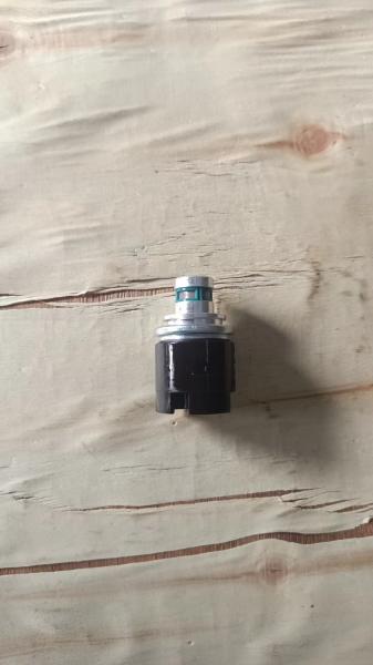 Válvula de solenoide de aço inoxidável de bronze personalizada 0501 313 375