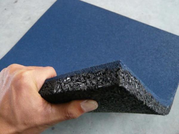 Grano Mat Flooring de goma industrial 10-50m m los x 0.5-1.0m los x 0.5-1.0m
