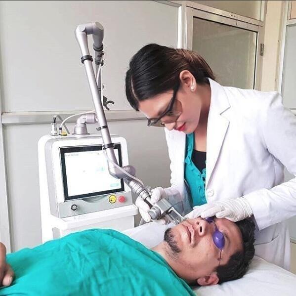 TGA 10.6um Dermatology Medical Equipment 10600nm Fractional Radio Frequency Machine