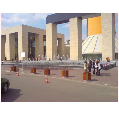 Iulius Mall Suceava Roménia Fonte externa 110V 220V 380V