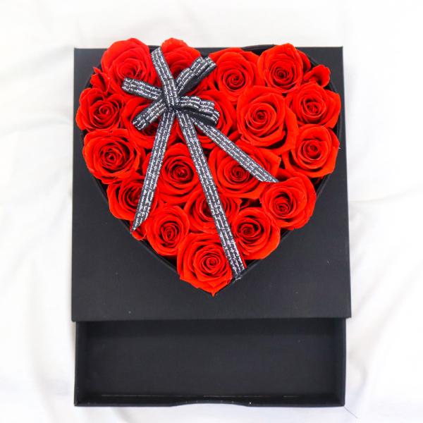 Heart Shaped Fresh Preserved Rose Gift Box For Wedding Decoration