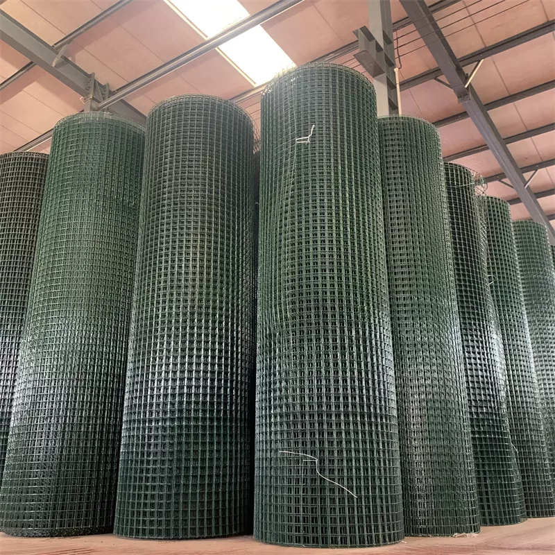BWG12 5-50m Length Corrosion Resistant PVC Welded Wire Mesh for Rabbit Cages and Chicken Coops