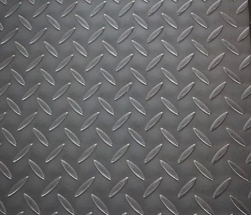 2000-12000mm Length JIS Standard Q235 A36 Q345 Mild Hot Rolled Carbon Steel Checkered Floor Plate with Ms Diamond Pattern