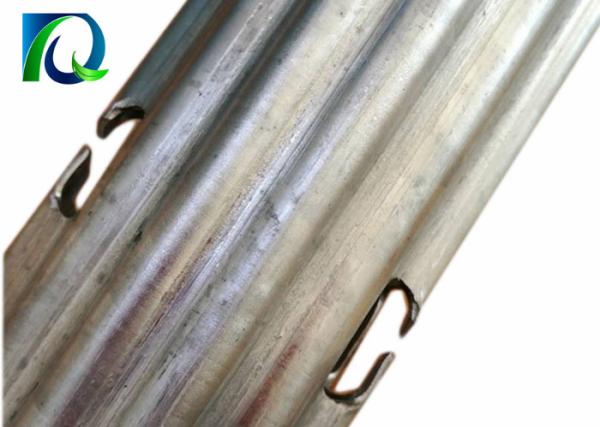 Hot Dipped Galvanized Steel Vineyard Post 2.0mm Thickness Use For Grape Growing