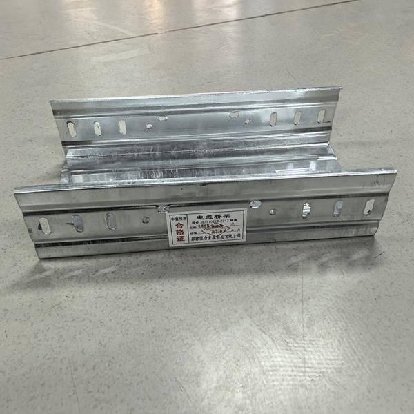 Ventilation Customized Hot Dip Cable Tray For Durable Construction Metal Cable Tray