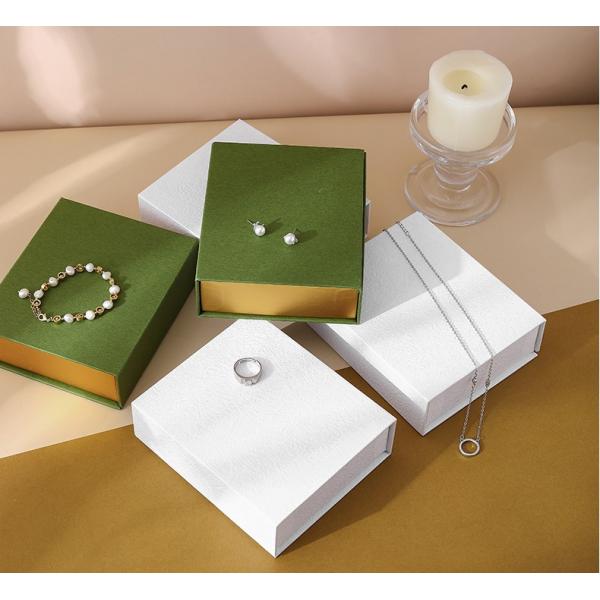 Environmentally Friendly Jewelry Flip Box Ring Necklace Bracelet Book Box Magnetic Jewelry Storage Jewelry Box