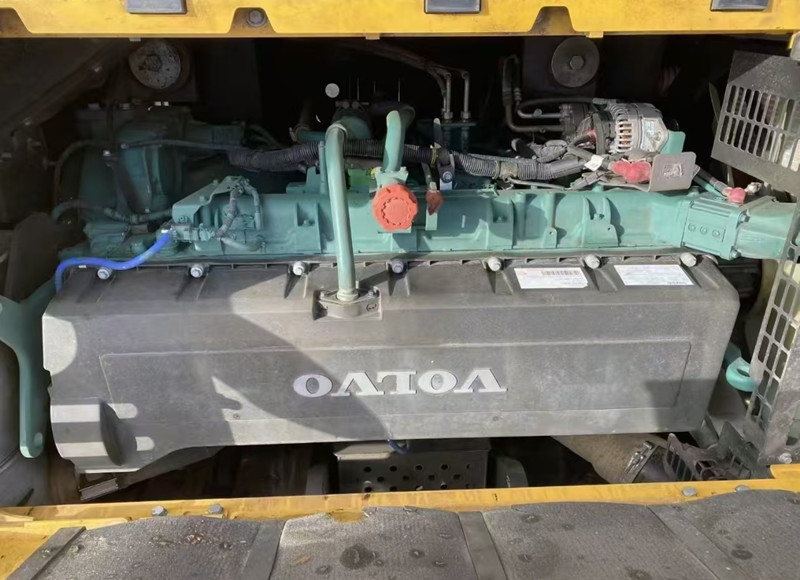 Использованные экскаваторы Volvo 750DL Эксплуатационные экскаваторы Volvo For Sale