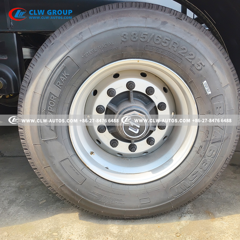 66 CBM Animal Bulk Feed Trailer for Poultry and Livestock Feed Transport