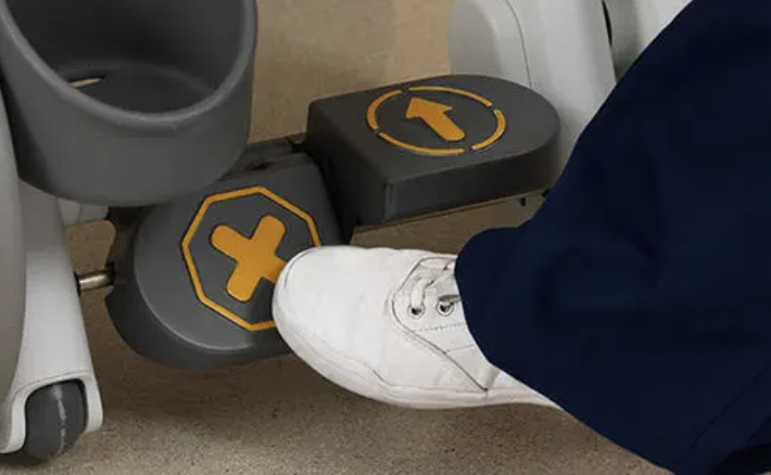 Chaise de transfert pour patients en intérieur - Sûre, ergonomique et polyvalente