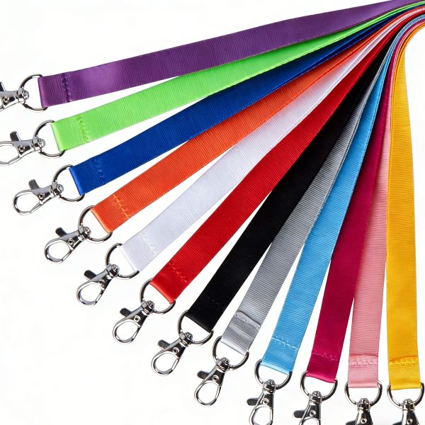Customized polyester lanyard keychains with silkscreen printing are perfect for personalized motorcycle keys.