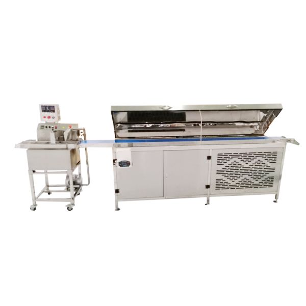 Stainless Steel 304 Chocolate Enrober Machine Long Service Multiple Capacity