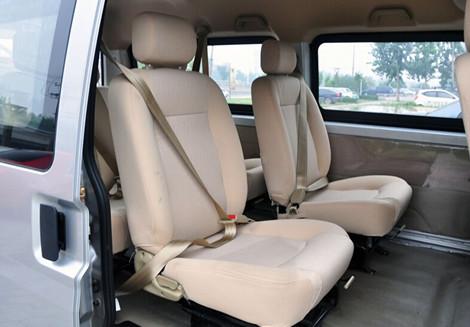 Dongfeng Small Cargo Vans / C37-LHD 2- 11 Seater Minibus Van With Left Hand Driving