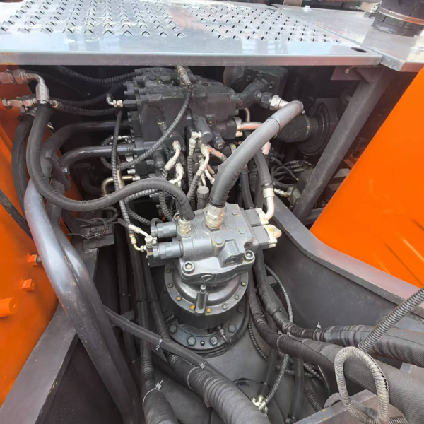 22 Ton Used Doosan Excavator Dealer DX225 DL06 High Torque