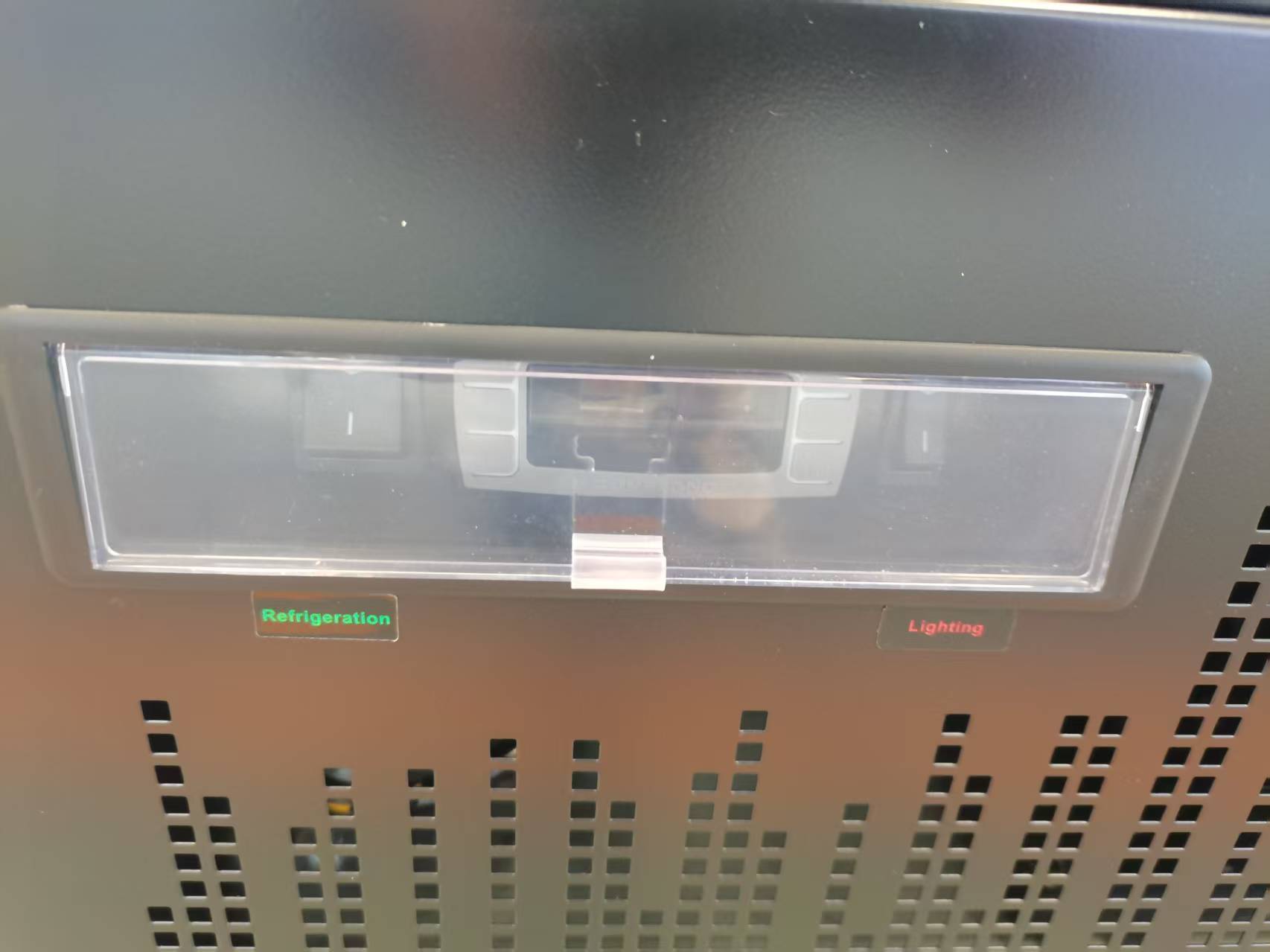 High-quality commercial glass door refrigerated & frozen cabinets for retail supermarkets
