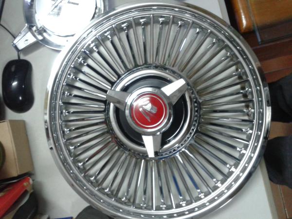 Custom Car Plastic  Wheel Hub Cover , 13 / 14 Inch Bus Hub Caps ABS Material