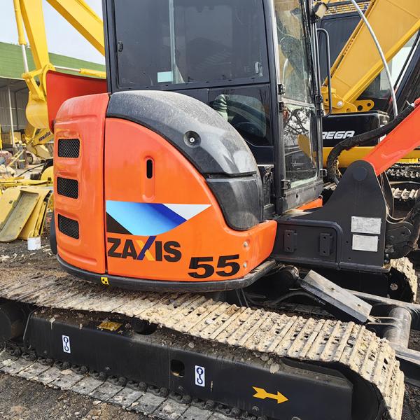 5 Ton Mini Compact Used Hitachi Excavators Backhoe Zx55