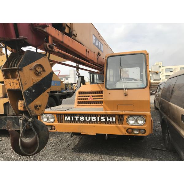 Краны КАТО НК-300Э-ИИИ подержанные, подержанная установленная тележка вытягивают шею первоначальная краска