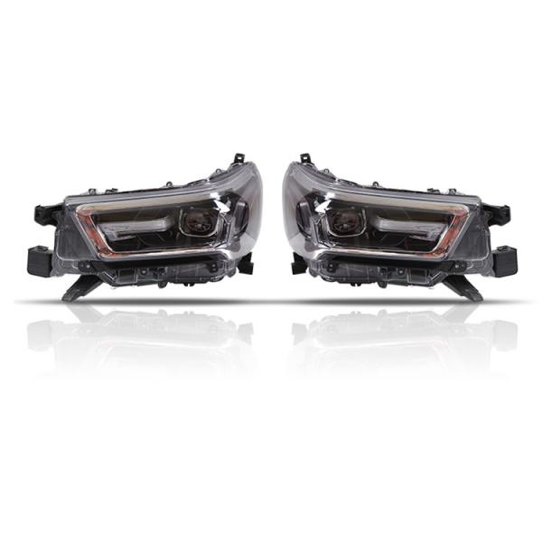 12V トヨタヒルックス LEDヘッドライト 自動車のヘッドランプの組み立てをアップグレードします