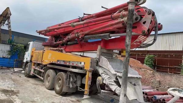 46M Amplitud de vibración 2,6 mm bomba de camión para grandes proyectos de construcción