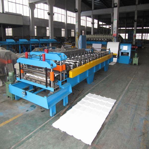 Steel Tile Roof Panel Roll Forming Machine With Hydraulic Control System For Automotive