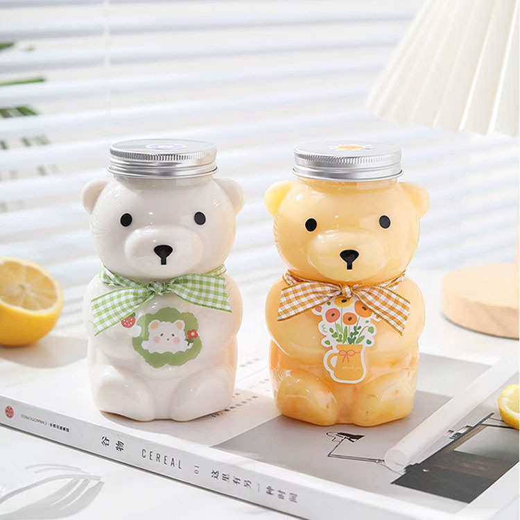 350ml 400ml 700ml Customize Pet Plastic Bear Shape Juice Bottle with Screw Cap and Straps