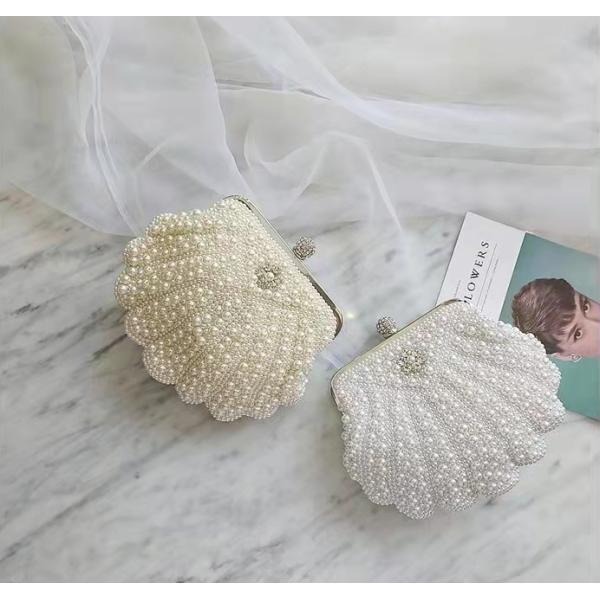 White Shell Shape Pearl Hand Bags Hand Woven For Women 22cm length 18cm height