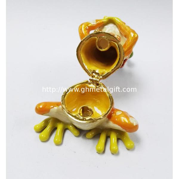 Pewter alloy gold plated three Frog Jeweled Trinket Box three Frog Jewelry trinket box Box for Jewerly