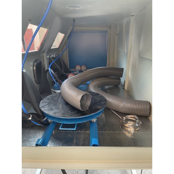 Double Station Manual Sand Blasting Machine Recycle Sand Blasting Cabinet