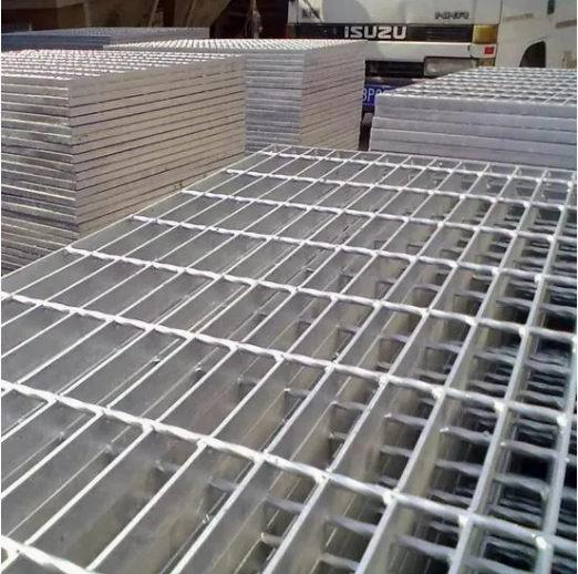 Hot-DIP Galvanized Pressure Locked Steel Grating with 6000 Series Aluminum and 300 Series Stainless Steels in 20×3 Size
