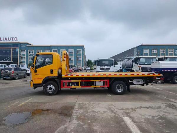 Sinotruk HOWO 6 Ton  FlatBed Towing Truck Road Rescue Recovery Truck Rollback Tow Truck Wrecker