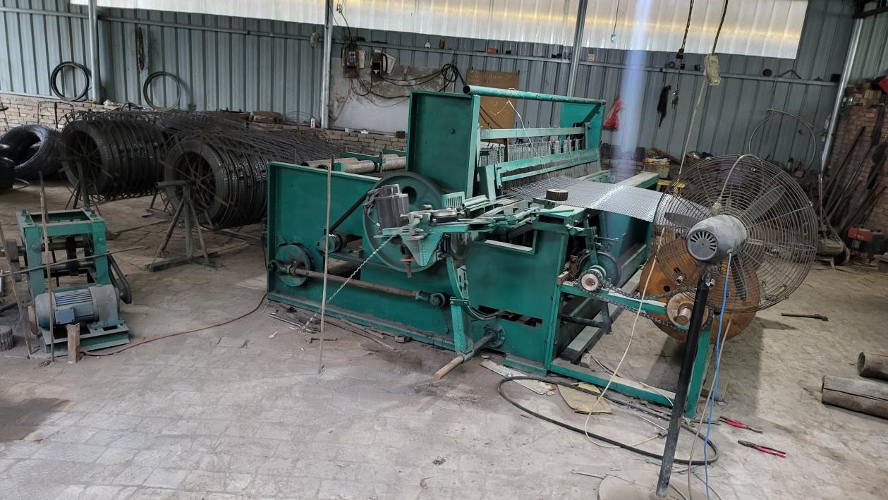 Fully automatic CNC knitting machine(0.75-2.5MM)