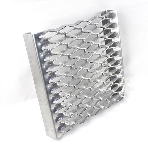 Sample Anti Skid Punching Plate Mesh Aluminum Perforated Metal Walkway