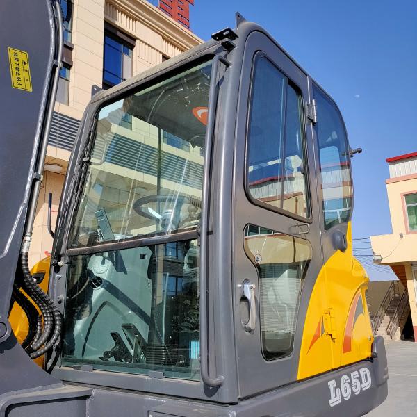 Mini Excavator Digger Hydraulic 6.5 TON Compact Excavators Machine Wholesale Mini Wheel Excavator