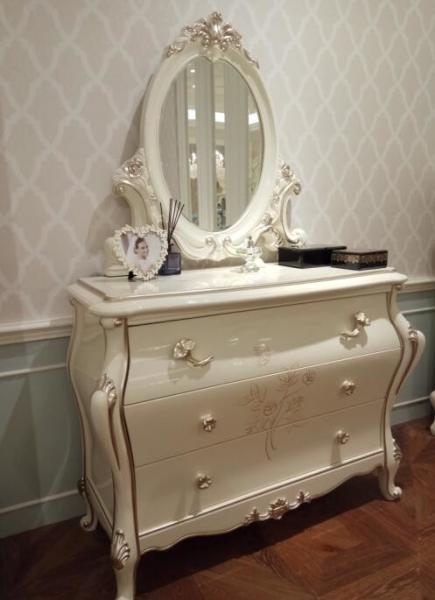 Apartment Classic French Furniture Dresser With Mirror Three Big Drawers