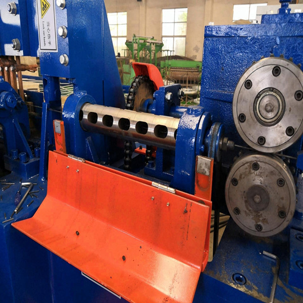 Automatic 5ft Wire Mesh Welding Machine Single Row Electrodes 90 Rows/Min Double Row