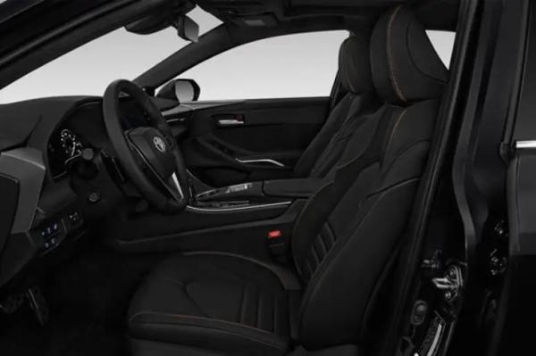 To-yota A-valon 2023 dual engine 2.5L luxury version China cheap 0km used cars and New cars Electric car auto hybrid