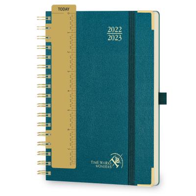 Estudante espiral Planejador semanal 2023 2023 com a capa dura verde pacífica