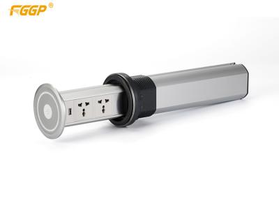 IP44 protegeu o PNF da bancada da cozinha acima da central elétrica com tomada e USB de poder 2 universal