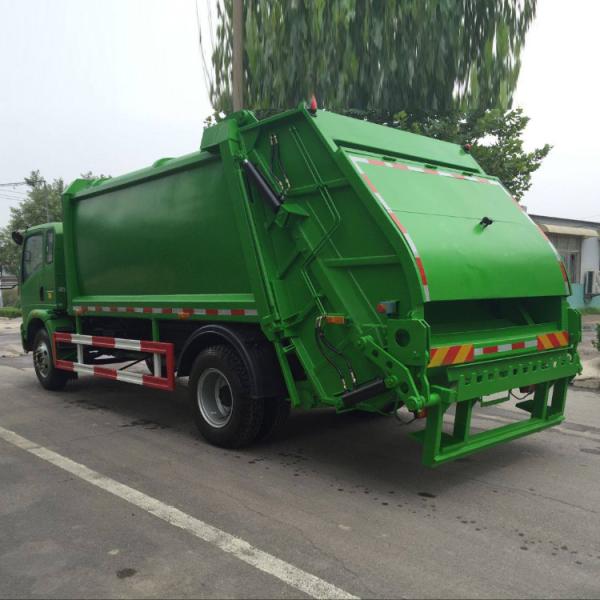 8cbm Sinotruk Howo Отходы компрессор Мусорный грузовик Дизельное топливо