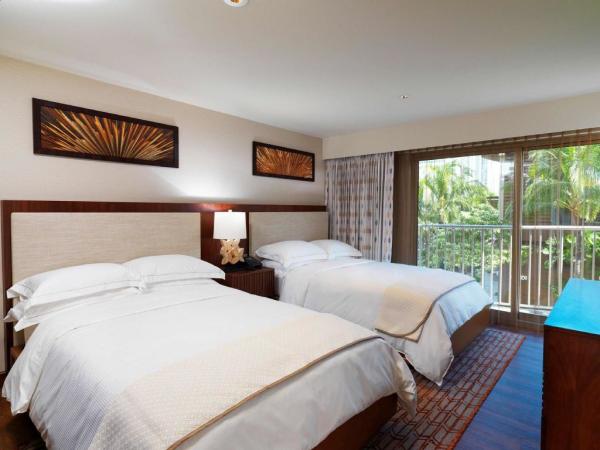 Bandung holiday hotel bedroom suite furniture of fabric pad headboard with in wall wardrobe closet and hotel sofa