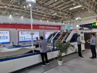 Máquina automática de alta velocidade azul e branca 2200x2000mm do laminador da flauta
