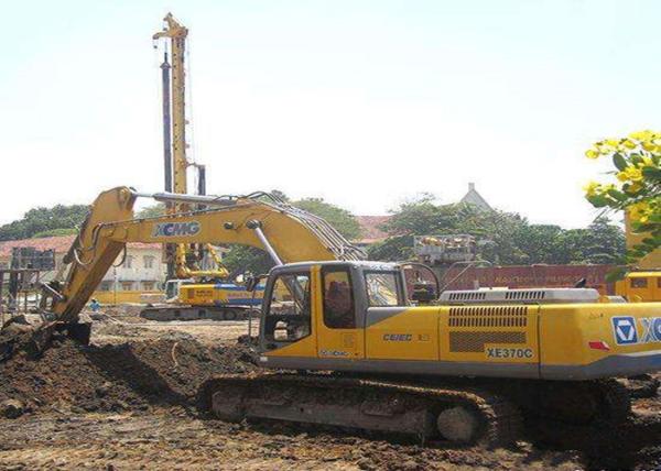XE370C Excavator Earthmoving Machinery, Engineering Vehicle with 1.6m3 Bucket Capacity