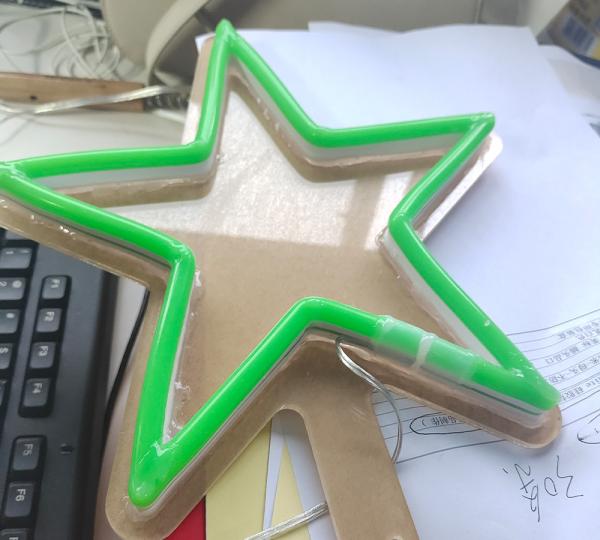 Sinal de néon da estrela para o sinal de néon exterior impermeável do tamanho feito sob encomenda do Natal