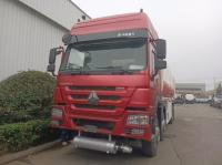 SINOTRUK HOWO Red Oil Tank Truck 400HP 8×4 12 rodas de alta capacidade