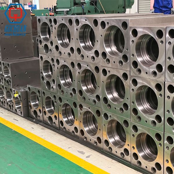 ALL Applicable Excavator SB40 SB81 SB121 Hydraulic Breaker Hammer For Demolition And Excavation