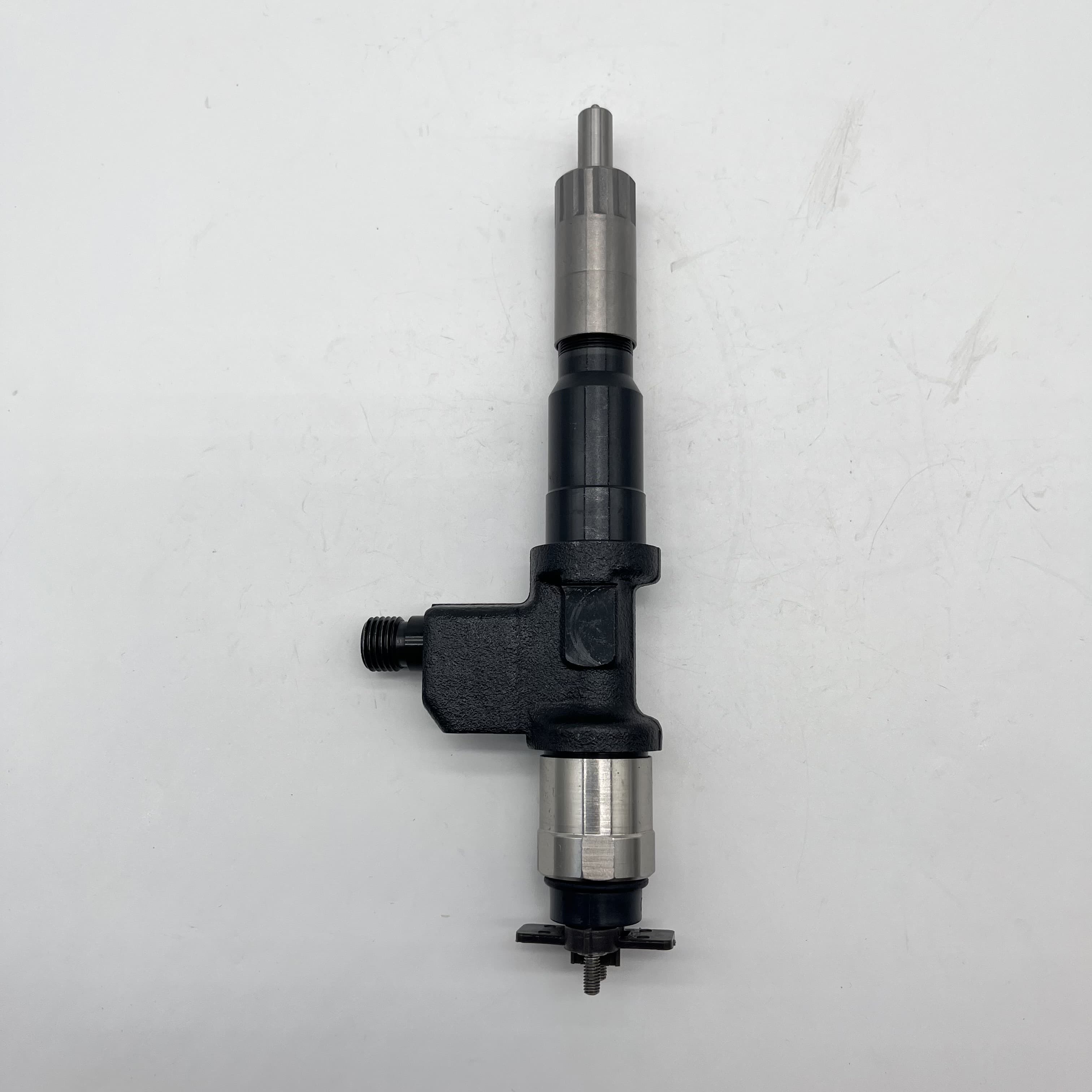 095000-5511 Den-So Fuel Injector For Isuzu 6WG1 6WF1
