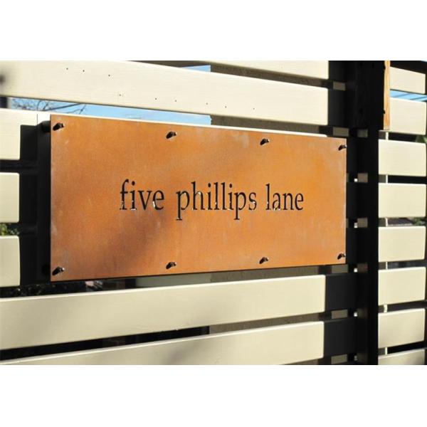 Изготовленный на заказ сад украшает знак стены Кортен вырезывания лазера ржавый стальной для дороги