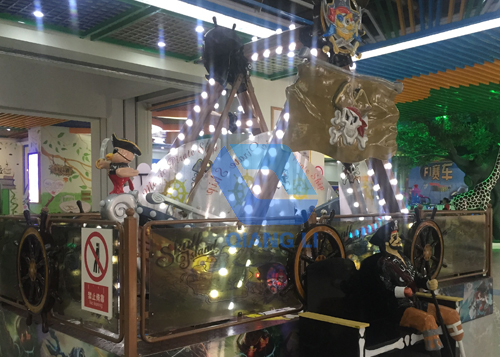 12 Seat Mini Pirate Ship Carnival Ride Amusement Park Equipment 3.8m Height